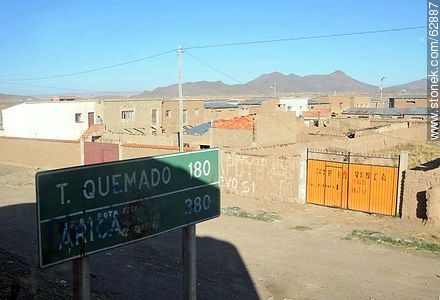 Municipalidad de Patacamaya. Tambo Quemado: 180km; Arica: 380km - Bolivia - Otros AMÉRICA del SUR. Foto No. 62887