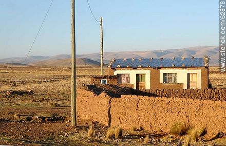 Constructions on the Bolivian altiplano - Bolivia - Others in SOUTH AMERICA. Photo #62878