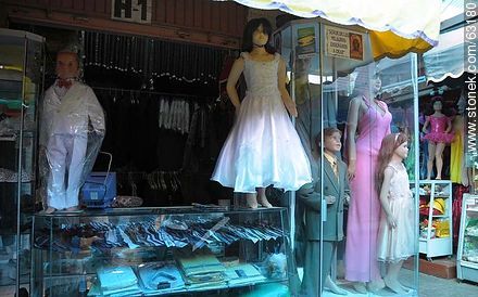 Stores with party dresses - Perú - Others in SOUTH AMERICA. Photo #63180