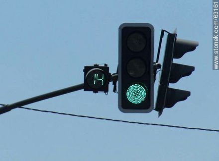 Semáforo con cronómetro - Perú - Otros AMÉRICA del SUR. Foto No. 63161