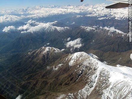 La Cordillera de los Andes con picos nevados - Chile - Otros AMÉRICA del SUR. Foto No. 63345