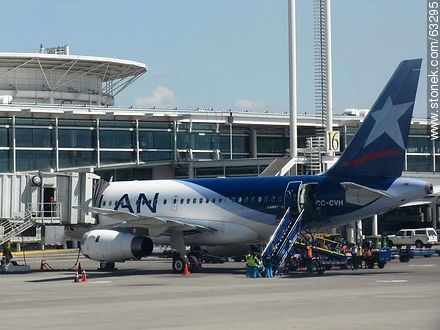 Aeropuerto Internacional de Santiago de Chile - Chile - Otros AMÉRICA del SUR. Foto No. 63295