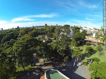 Vista aérea de un sector del zoológico - Departamento de Montevideo - URUGUAY. Foto No. 63468