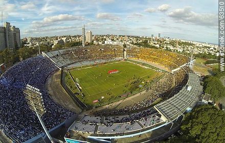 Estadio Centenario. 27 de abril de 2014. Campeonato Clausura. Peñarol 5 - Nacional 0 - Departamento de Montevideo - URUGUAY. Foto No. 63510