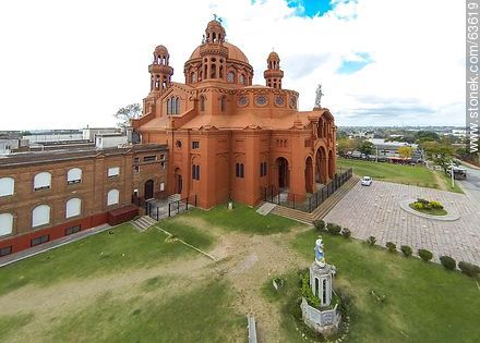 Foto aérea del Santuario Nacional del Sagrado Corazón de Jesús - Departamento de Montevideo - URUGUAY. Foto No. 63619