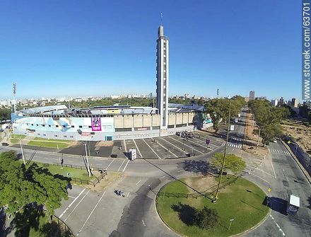 Vista aérea del Estadio Centenario. Preparativos para el recital de Paul McCartney el 19 de abril de 2014 - Departamento de Montevideo - URUGUAY. Foto No. 63701