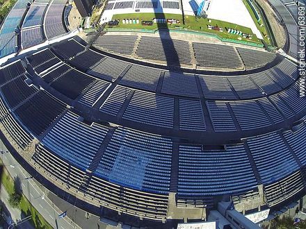 Vista aérea del Estadio Centenario. Preparativos para el recital de Paul McCartney el 19 de abril de 2014 - Departamento de Montevideo - URUGUAY. Foto No. 63697