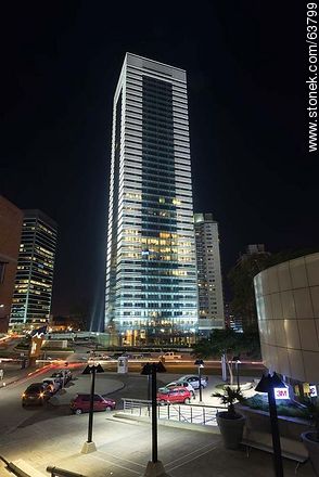 Torre 4 del World Trade Center Montevideo - Departamento de Montevideo - URUGUAY. Foto No. 63799