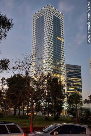 Torre 4 del World Trade Center Montevideo. 40 pisos - Departamento de Montevideo - URUGUAY. Foto No. 63790