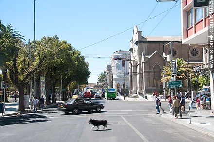Por la calle Colón - Chile - Otros AMÉRICA del SUR. Foto No. 64085