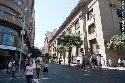 Moneda Street - Chile - Others in SOUTH AMERICA. Photo #64189