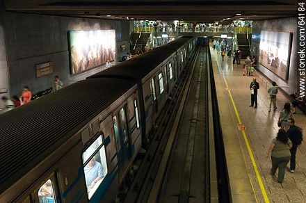 Metro de Santiago desde arriba - Chile - Otros AMÉRICA del SUR. Foto No. 64184