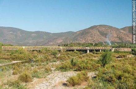 Railway bridge over the Rio Aconcagua - Chile - Others in SOUTH AMERICA. Photo #64400