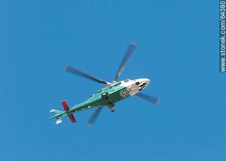 Helicóptero de Carabineros patrullando la ciudad - Chile - Otros AMÉRICA del SUR. Foto No. 64380