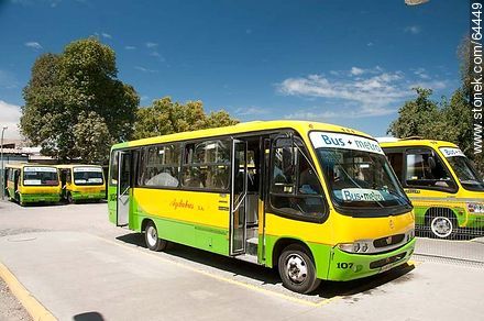 Micros del Metrobus con destino a Quillota y La Calera - Chile - Otros AMÉRICA del SUR. Foto No. 64449