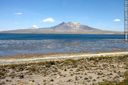 Lago Chungará.  Volcán Quisiquisini - Chile - Otros AMÉRICA del SUR. Foto No. 65162