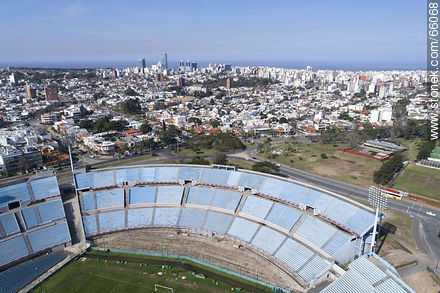 Vista aérea de la tribuna Amsterdam del estadio Centenario - Departamento de Montevideo - URUGUAY. Foto No. 66068