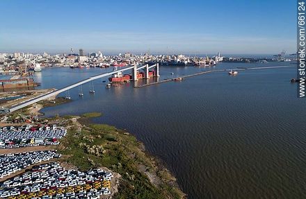 Aerial view of the conveyor belt of grain in the port - Department of Montevideo - URUGUAY. Photo #66124