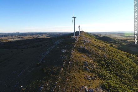 Aerial photo of wind power mills of UTE in the Sierra de Carapé - Department of Maldonado - URUGUAY. Photo #66176