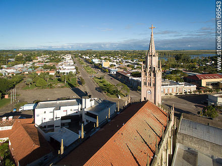 Vista aérea de la ciudad.  Parroquia Santa Isabel - Departamento de Tacuarembó - URUGUAY. Foto No. 66543