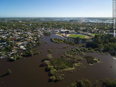 Aerial view of the flooded Rio Negro - Tacuarembo - URUGUAY. Photo #66609