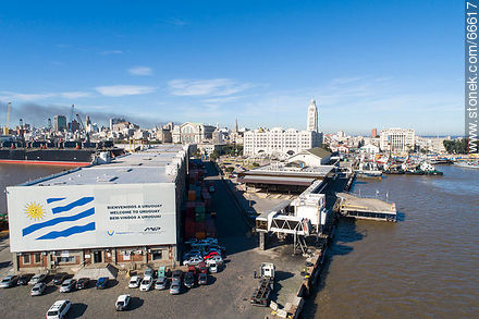 Terminal de Buquebus - Departamento de Montevideo - URUGUAY. Foto No. 66617