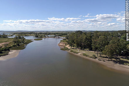 Aerial view of wetlands of Arroyo Maldonado - Department of Maldonado - URUGUAY. Photo #66685