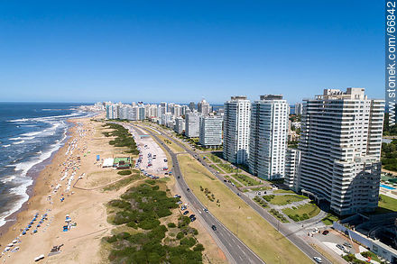 Aerial view of the Lorenzo Batlle Pacheco promenade over Brava beach and its towers. - Punta del Este and its near resorts - URUGUAY. Photo #66842