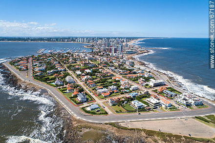 Aerial photo of the peninsula of Punta del Este - Punta del Este and its near resorts - URUGUAY. Photo #67187