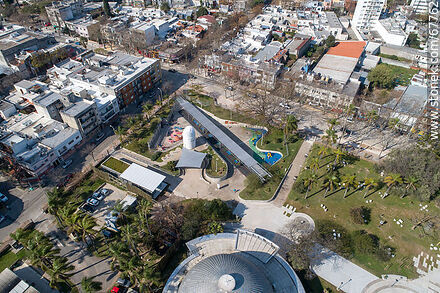 Vista aérea del Parque de la Amistad y el Planetario en Villa Dolores - Departamento de Montevideo - URUGUAY. Foto No. 67762