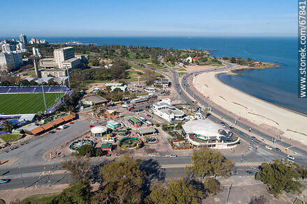 Vista aérea del Parque Rodó y la playa Ramírez - Departamento de Montevideo - URUGUAY. Foto No. 67841