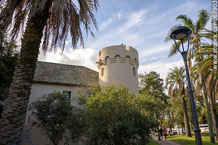 Castillo del Parque - Departamento de Montevideo - URUGUAY. Foto No. 67903