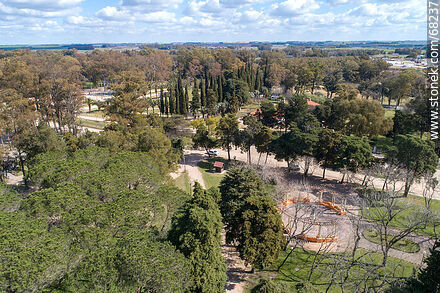 Vista aérea del parque Constitución - Departamento de Flores - URUGUAY. Foto No. 68237