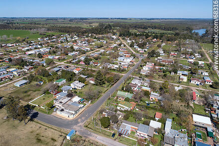Vista aérea del pueblo - Departamento de Canelones - URUGUAY. Foto No. 68316