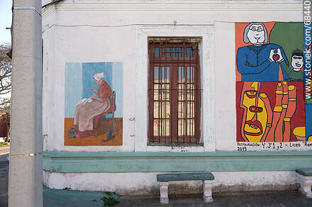 Murals on the walls of the high school - Department of Florida - URUGUAY. Photo #68440