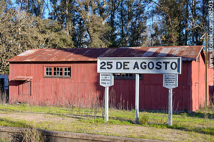 Old railroad station - Department of Florida - URUGUAY. Photo #68503