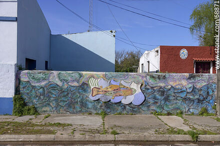 Mural al lado del cuartelillo de bomberos - Departamento de Tacuarembó - URUGUAY. Foto No. 68871