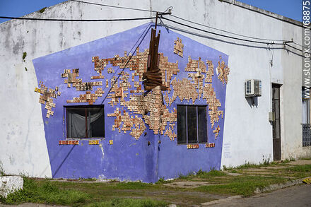 Mural en una esquina - Departamento de Tacuarembó - URUGUAY. Foto No. 68875