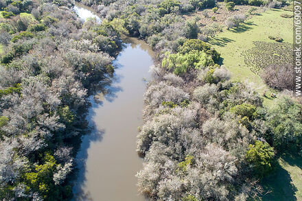 Vista aérea del arroyo Blanquillo - Departamento de Durazno - URUGUAY. Foto No. 69097