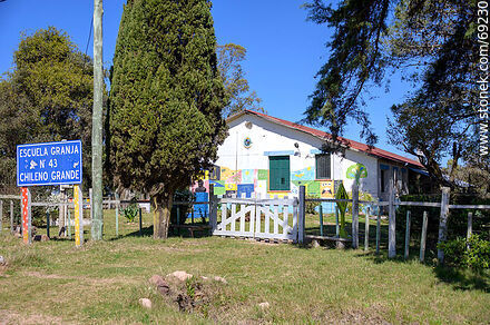 Farm School No. 43 Chileno Grande - Durazno - URUGUAY. Photo #69230