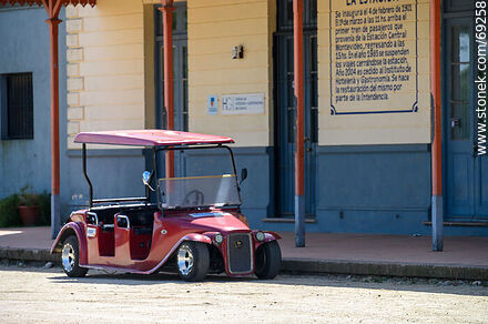 Car for a Tour - Department of Colonia - URUGUAY. Photo #69258