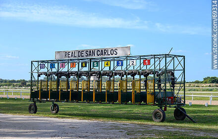 Real de San Carlos racetrack and starting gate - Department of Colonia - URUGUAY. Photo #69314