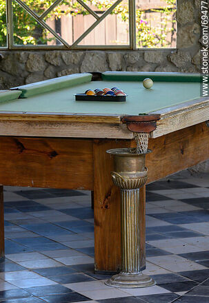 Old pool table with wire mesh pockets - Department of Colonia - URUGUAY. Photo #69477