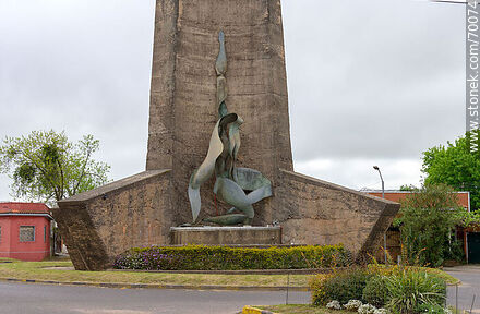 Obelisk of Treinta y Tres - Department of Treinta y Tres - URUGUAY. Photo #70074