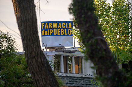 Farmacia del Pueblo - Departamento de Treinta y Tres - URUGUAY. Foto No. 70154
