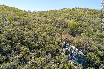 Vista aérea de un sector de la Quebrada de los Cuervos - Departamento de Treinta y Tres - URUGUAY. Foto No. 70235