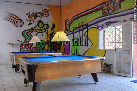 Mesas de pool y peluquería - Departamento de Lavalleja - URUGUAY. Foto No. 70346