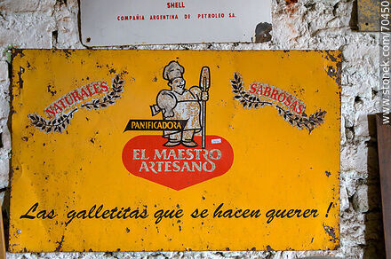 Antique advertising plate. El Maestro Cubano - Department of Canelones - URUGUAY. Photo #70450