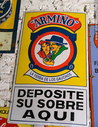 Chapa publicitaria antigua. Yerba Armiño - Departamento de Canelones - URUGUAY. Foto No. 70451