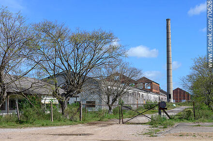 Antiguo y abandonado ingenio azucarero y remolachero de RAUSA - Departamento de Canelones - URUGUAY. Foto No. 70626